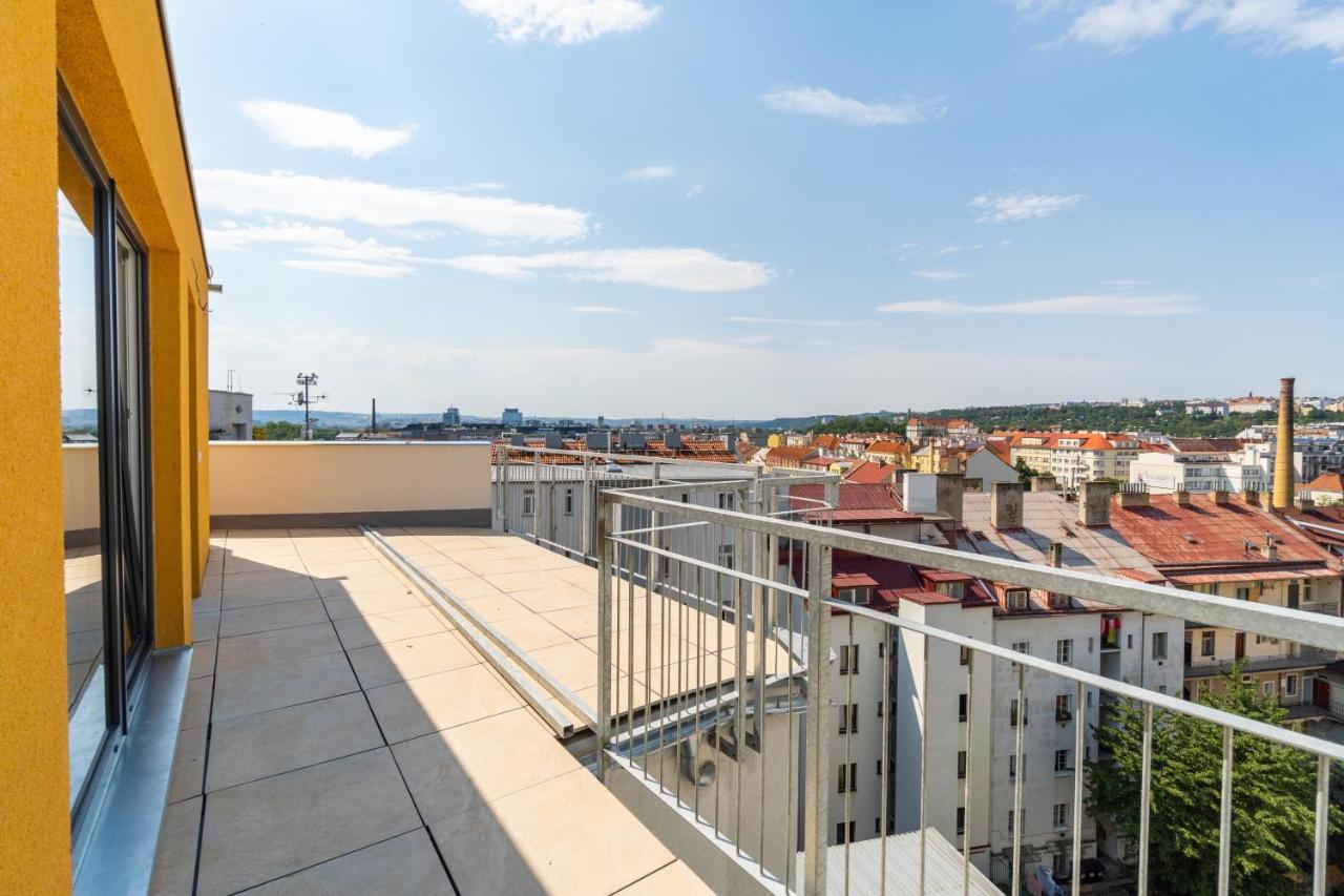 Penthouse # 81 With Panoramic City View In Elite Rezidence With Free Parking Praha Bagian luar foto